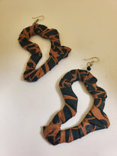 Load image into Gallery viewer, Africa-Shaped Fabric Wrapped Earrings
